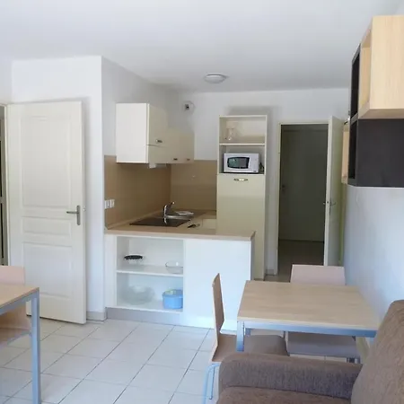 Chateau De Jouarres 3p 6 Resort Azille